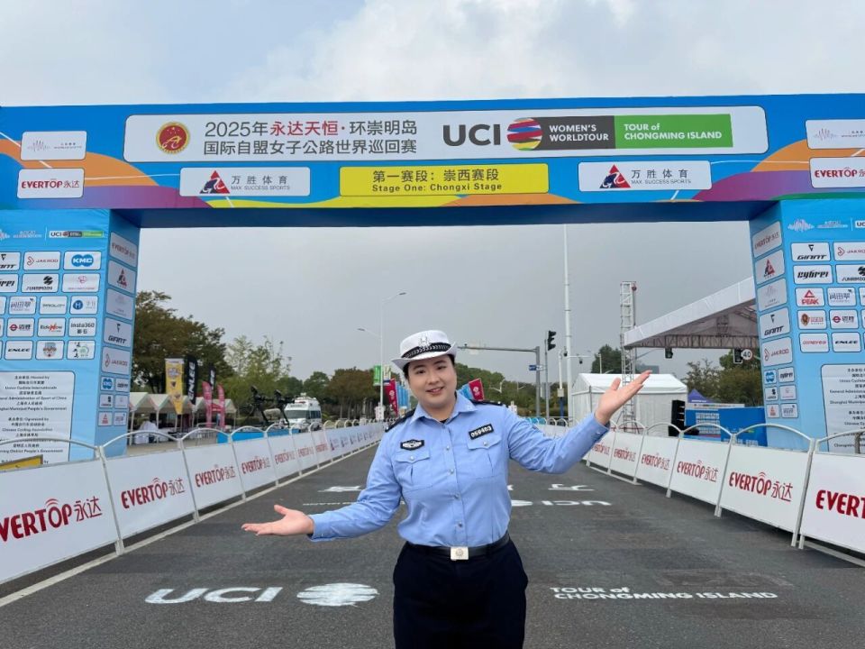 我们用细致, 监测天气变, ENy 我们用细致, 监测天气变, ENy